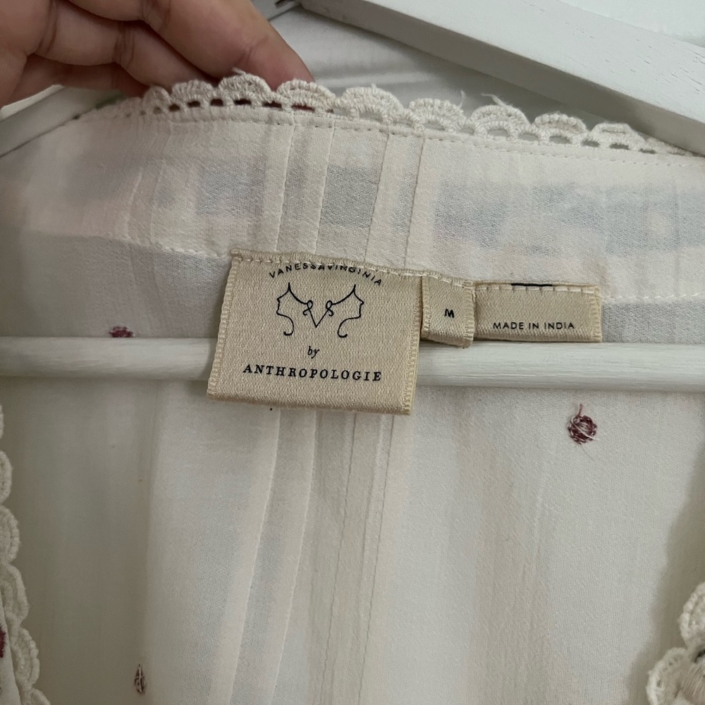 Anthropologie Cream Boho Embroidered V-Neck Blouse - Picture 3 of 7